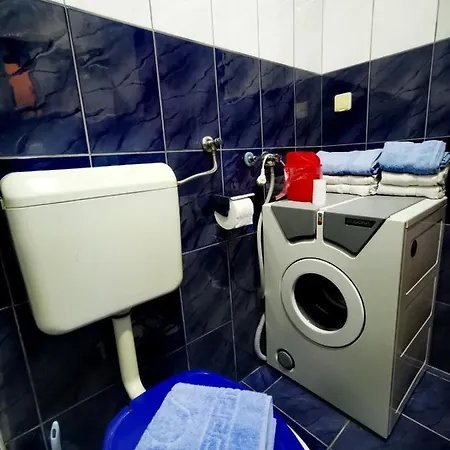 Apartament Mirka 2 *